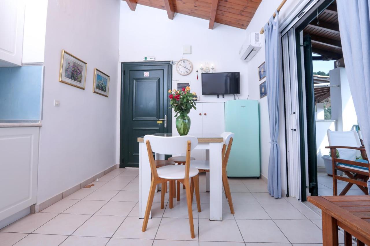 Suzanne's Appartamento Glifada